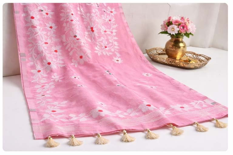 Bonolata Suvarna Muslin Saree - Image 4